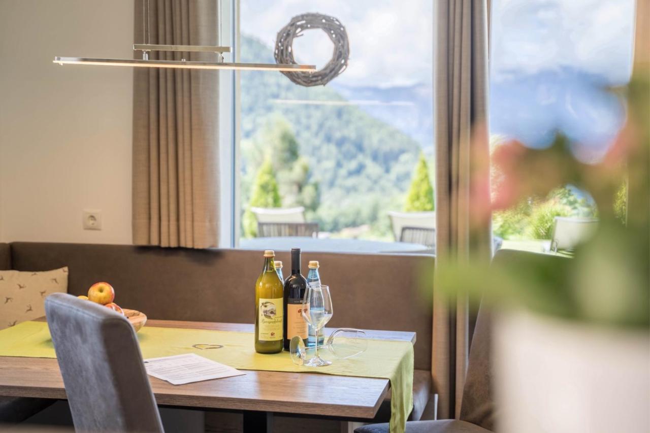 Gasserhof Chalets เมลตินา ภายนอก รูปภาพ