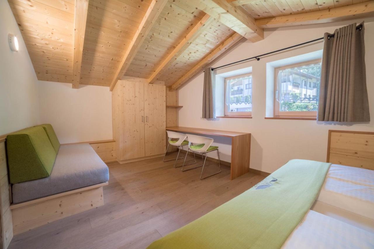 Gasserhof Chalets เมลตินา ภายนอก รูปภาพ