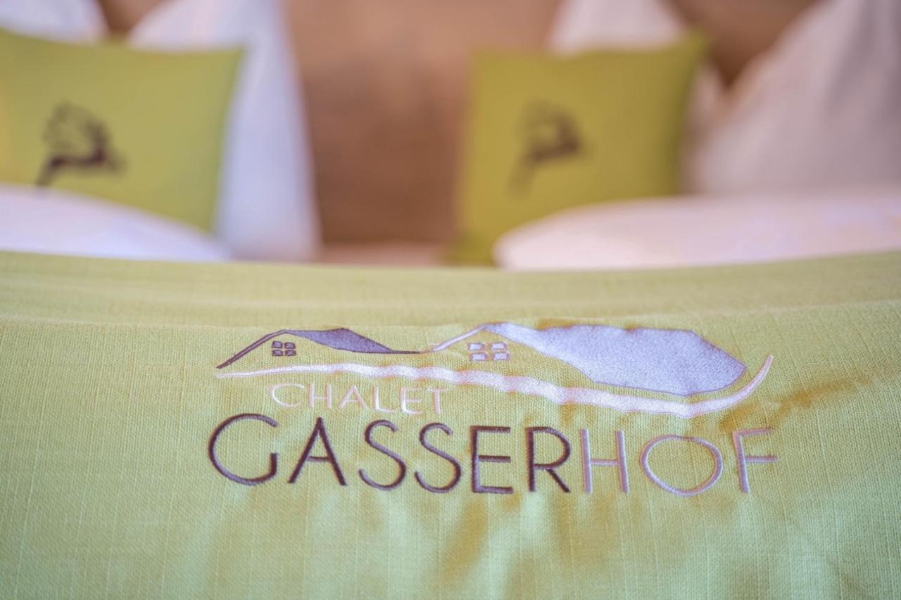 Gasserhof Chalets เมลตินา ภายนอก รูปภาพ