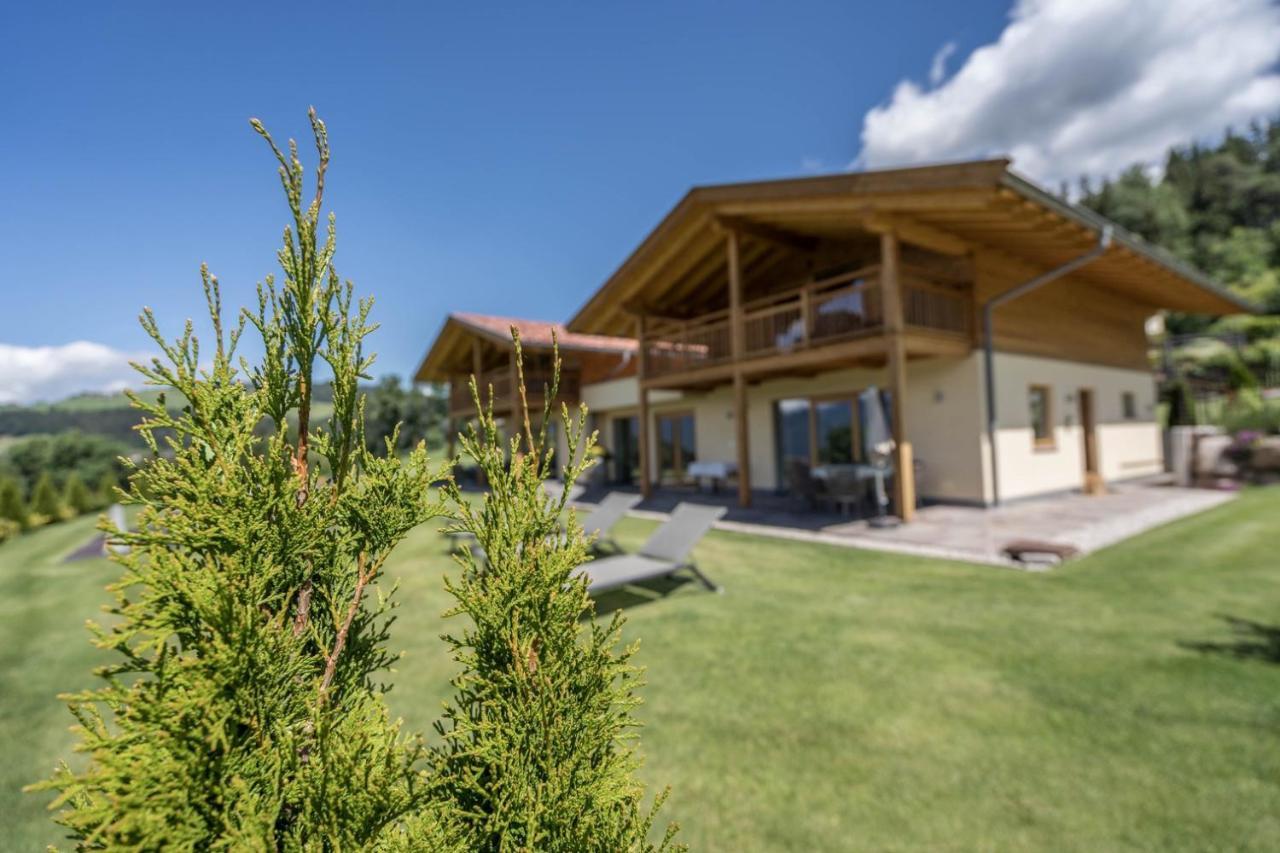 Gasserhof Chalets เมลตินา ภายนอก รูปภาพ