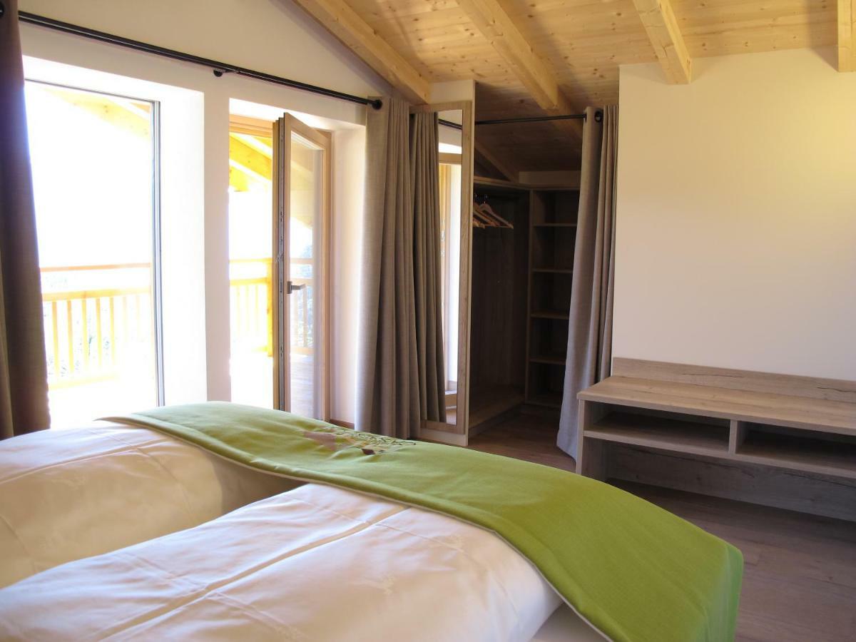Gasserhof Chalets เมลตินา ภายนอก รูปภาพ